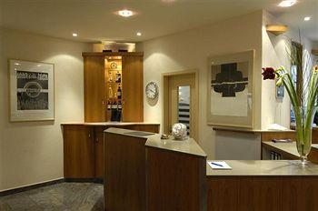 Astor & 4* Colonia
